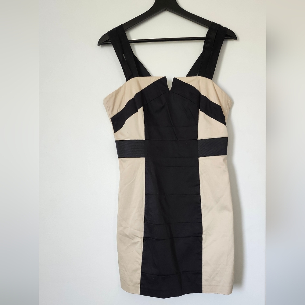 H&M Black and Cream Bodycon Mini Dress Sweetheart Neckline